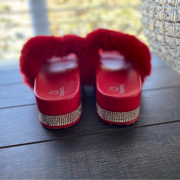 I.D. Required Faux Fur & Rhinestones RED Platform Slides Sz 8 - Picture 10 of 14